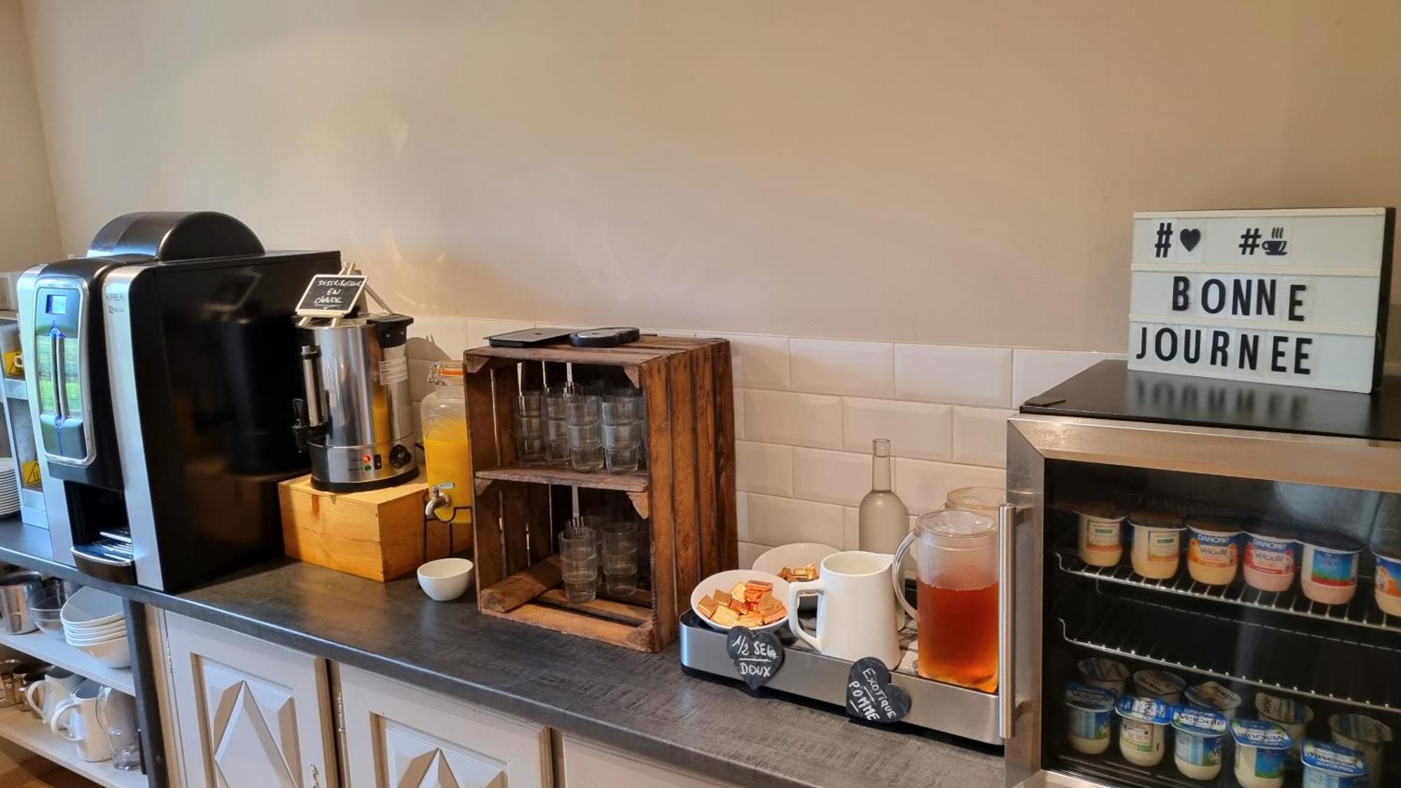 Logis Archambeau Hotel 3*