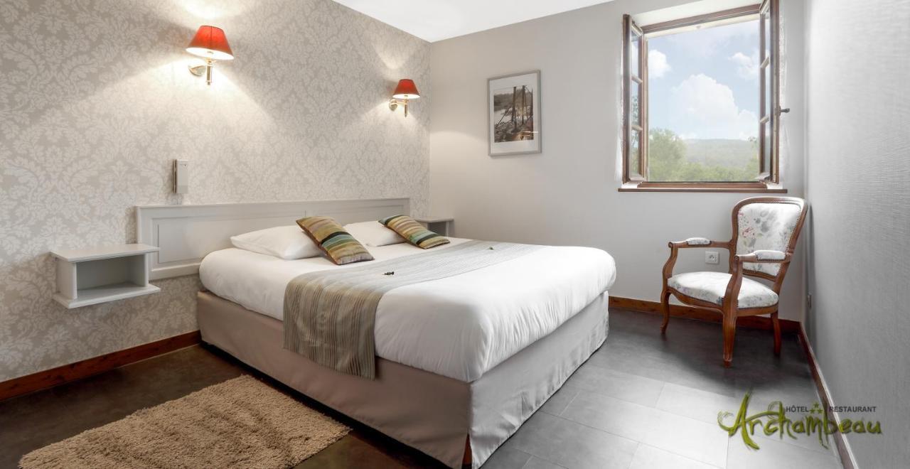 Logis Archambeau Hotel